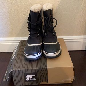NWT- Sorrel waterproof boots